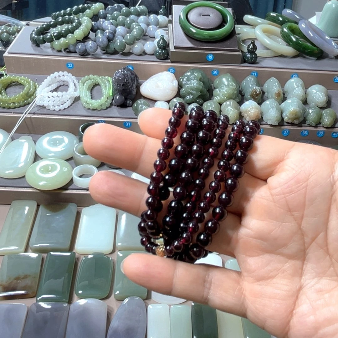 龍***州和田玉未镶嵌颈饰