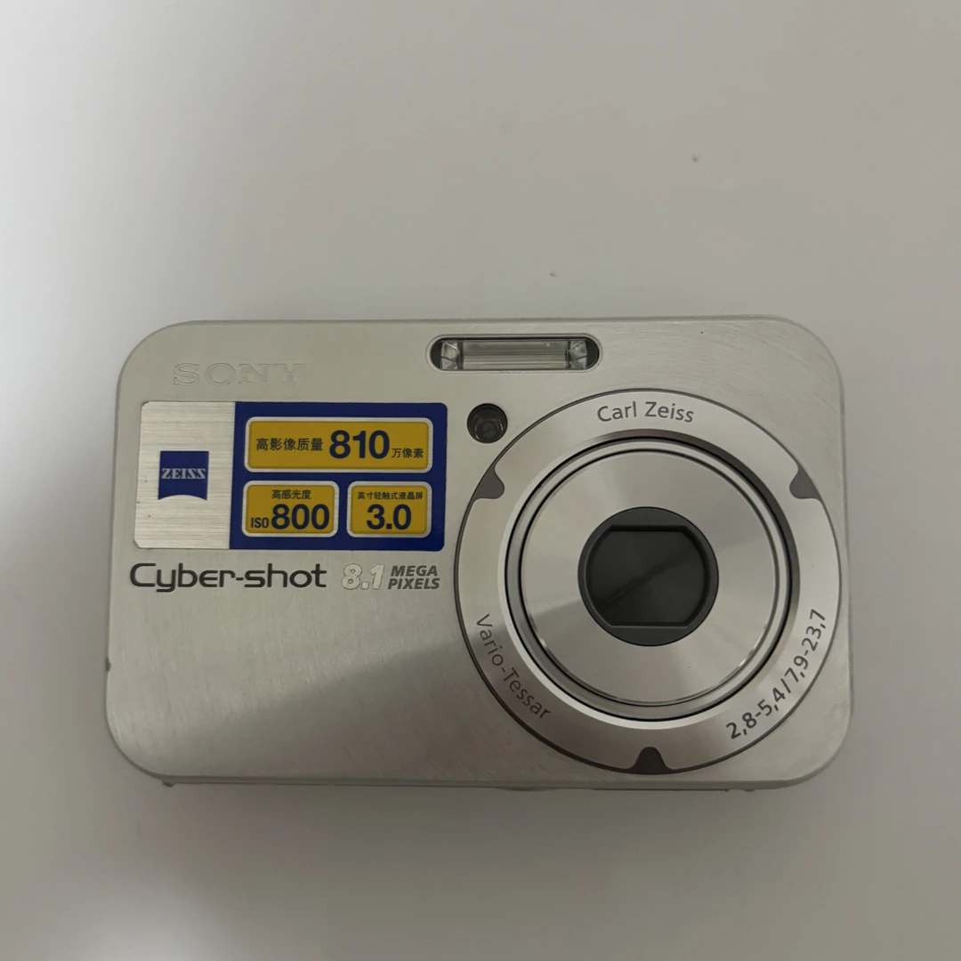 9新 Sony/索尼 n1银色复古胶片感ccd相机