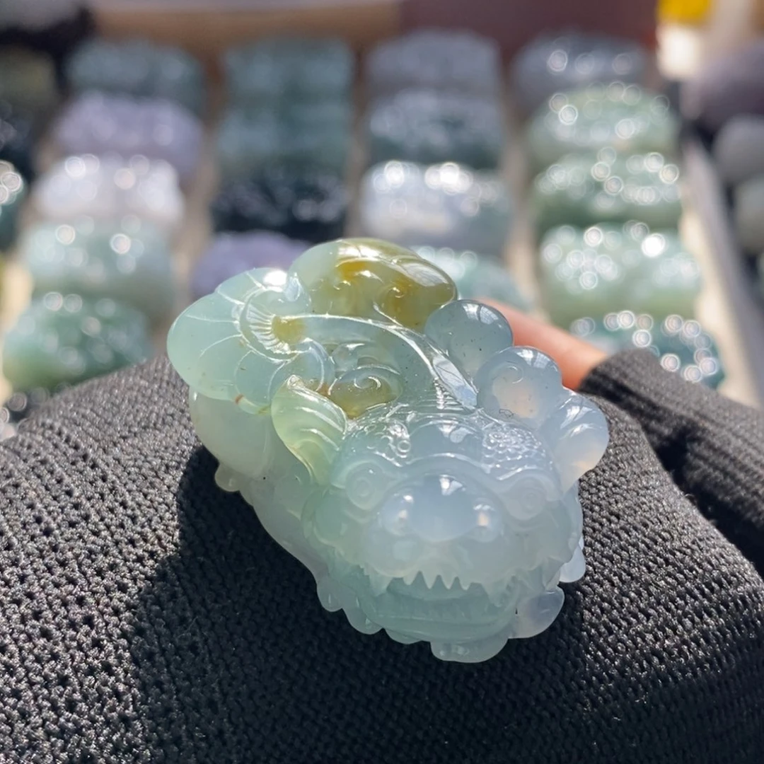 翡翠未镶嵌颈饰天然翡翠貔貅吊坠