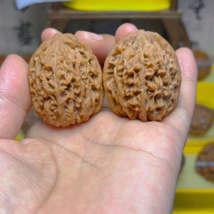文玩核桃吊坠马蹄