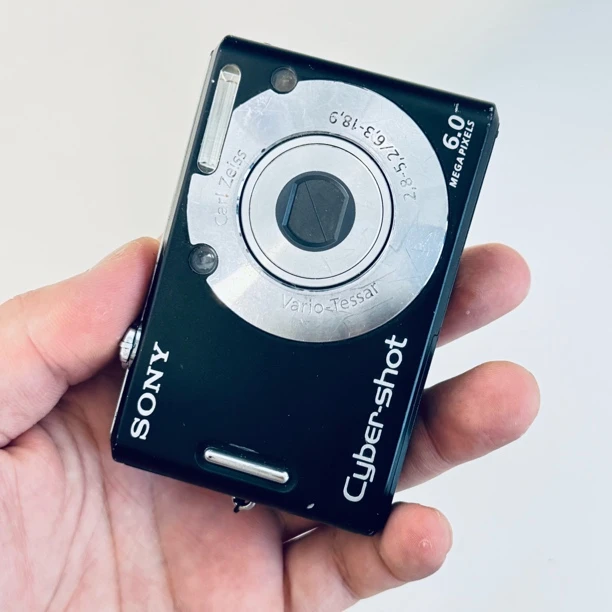 9新 Sony/索尼 w40特价出片色彩感好奶油磨皮英文