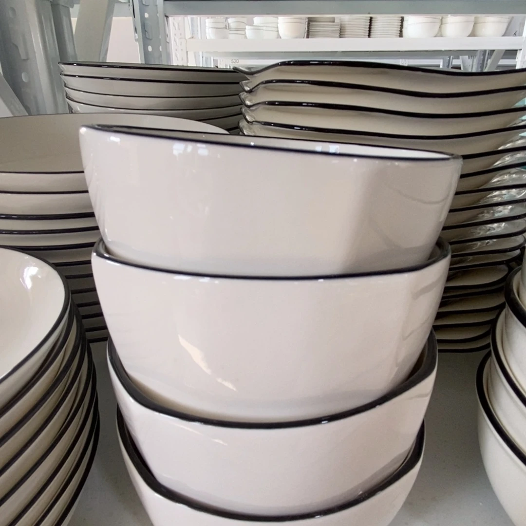 瓷4个方型米饭碗 福利活动