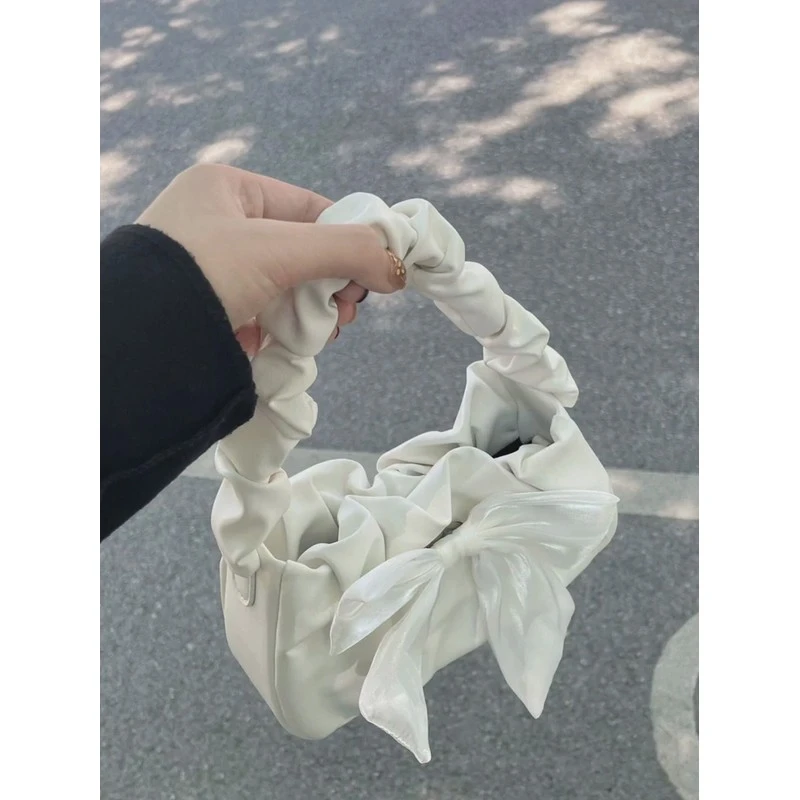 2024夏季新款蝴蝶结手提斜挎包仙气百搭褶皱单肩包高级链条小方包