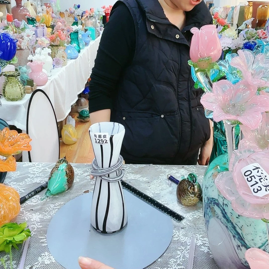福利不退不换琉璃花瓶艺术品