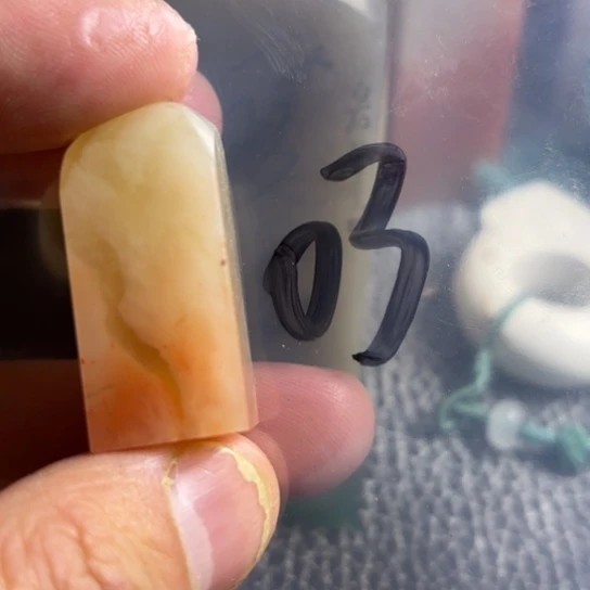 老挝石狗*老挝和老挝