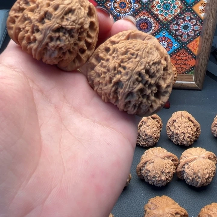 吊坠文玩核桃南疆42