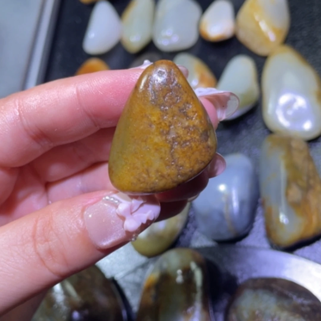 【闪购商品】颈饰未镶嵌和田玉