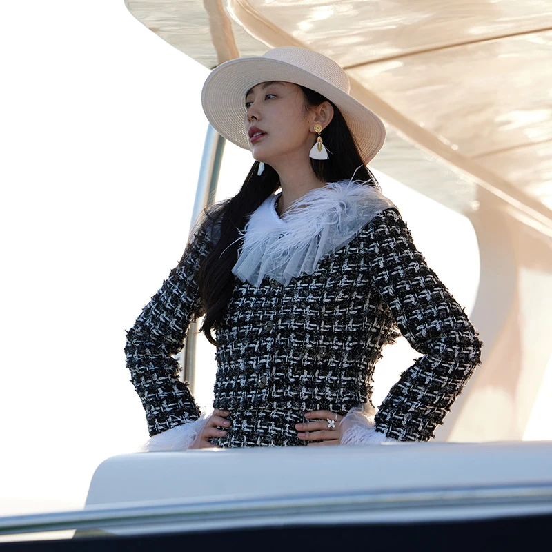 TRACY CHU 法国进口高定系列银灰鸵鸟毛拆卸领手工粗花呢时尚外套