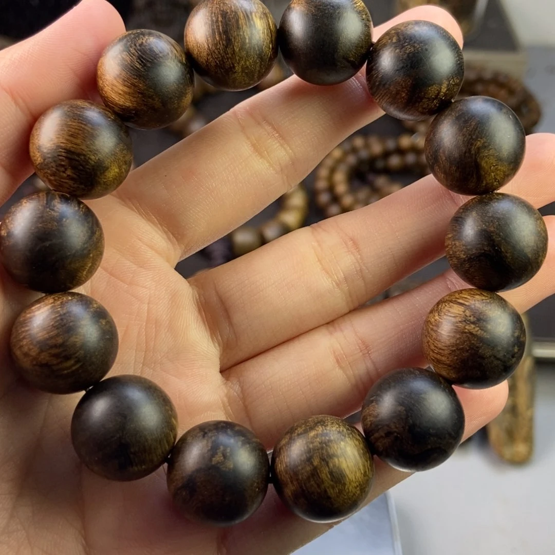 沉香手串黄****万越南芽庄白瘤疤虎斑
