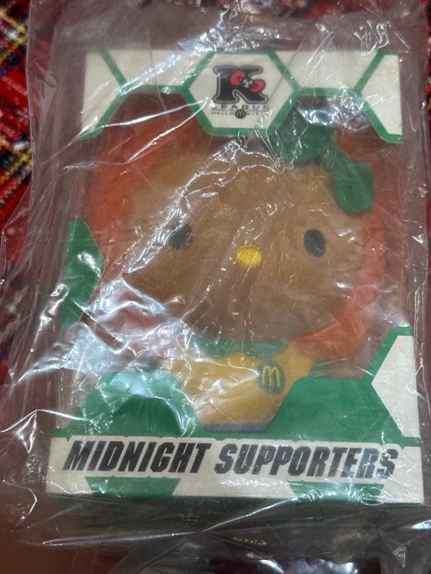 不爱喝水专拍狮子kitty公仔