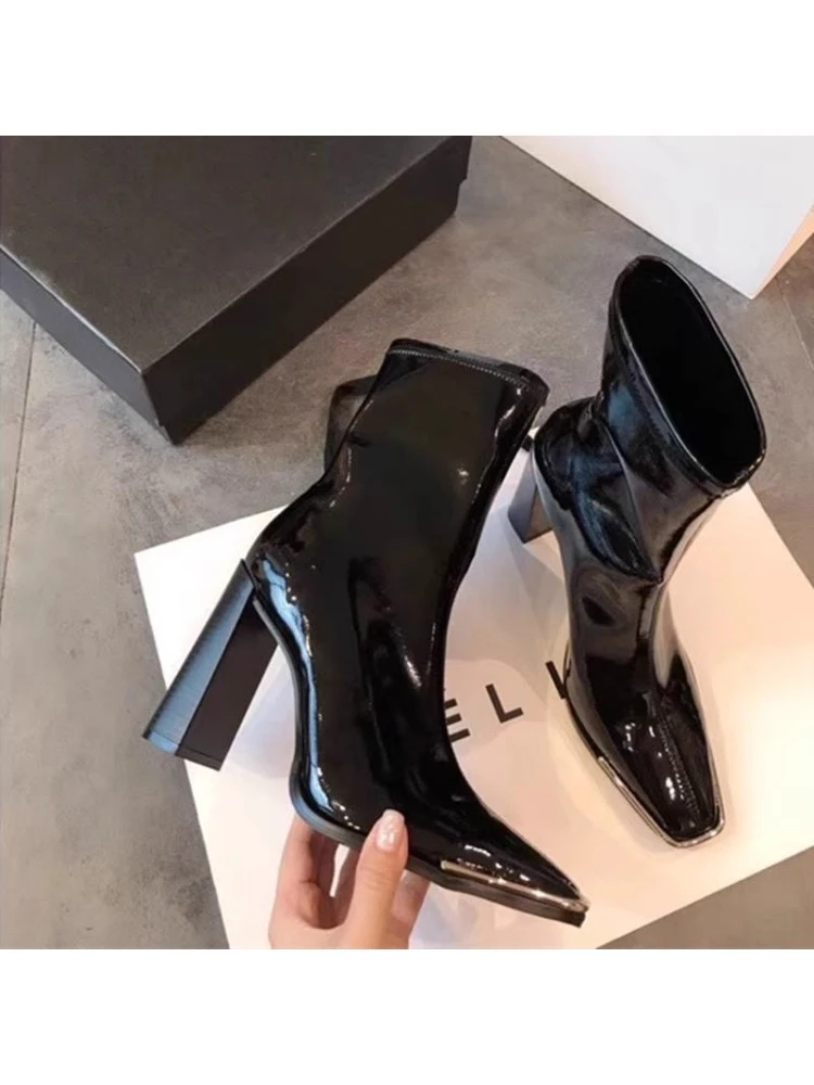 肯豆同款漆皮短靴女高跟粗跟百搭2025新款欧美秋冬季马丁靴中筒靴