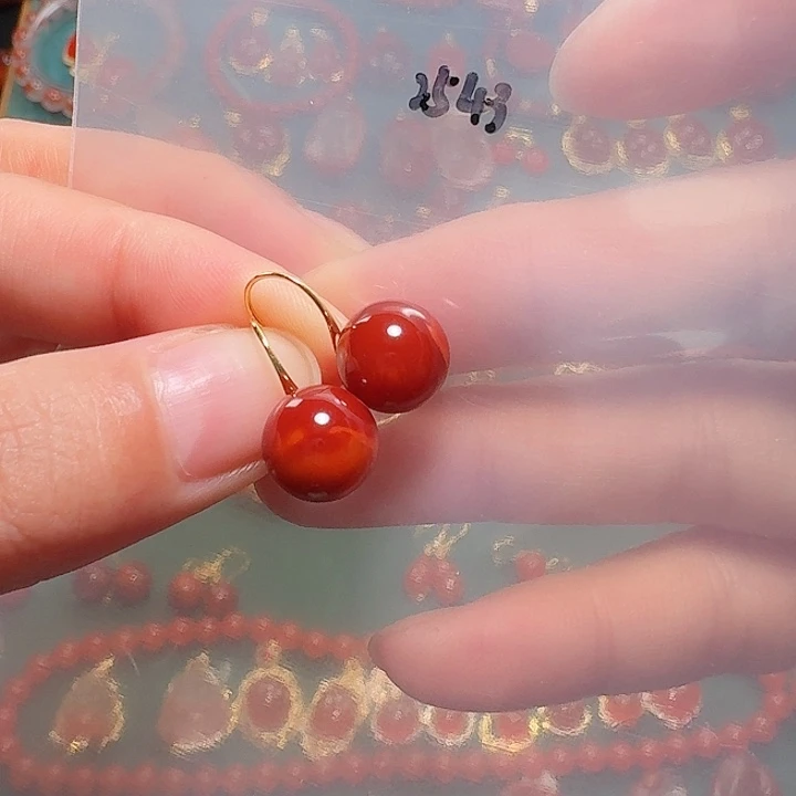 南红玛瑙18K金镶嵌耳饰