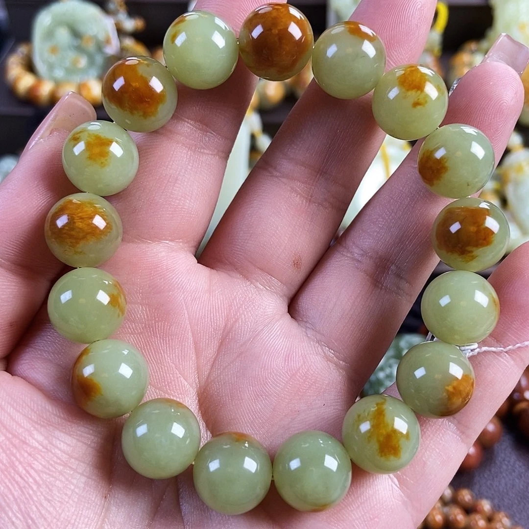 透闪石质玉未镶嵌手串