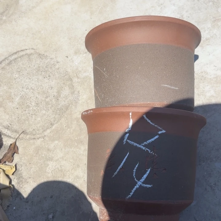 紫砂花盆紫砂的味道很