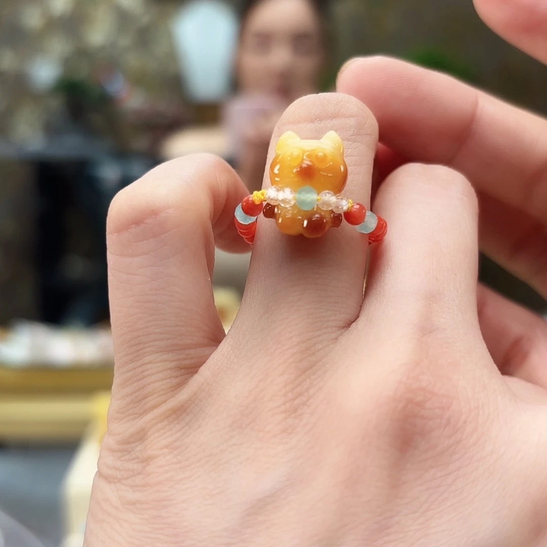 琥珀未镶嵌戒指琥珀