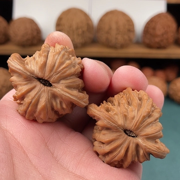 文玩核桃把件文玩核桃平谷原生态四座楼41.5/42