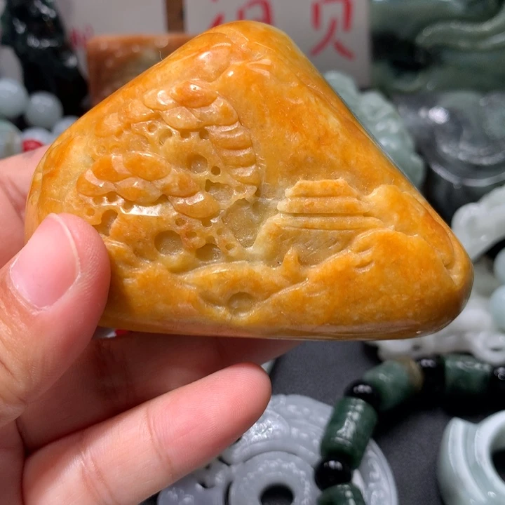 翡翠未镶嵌颈饰保真天然A货翡翠