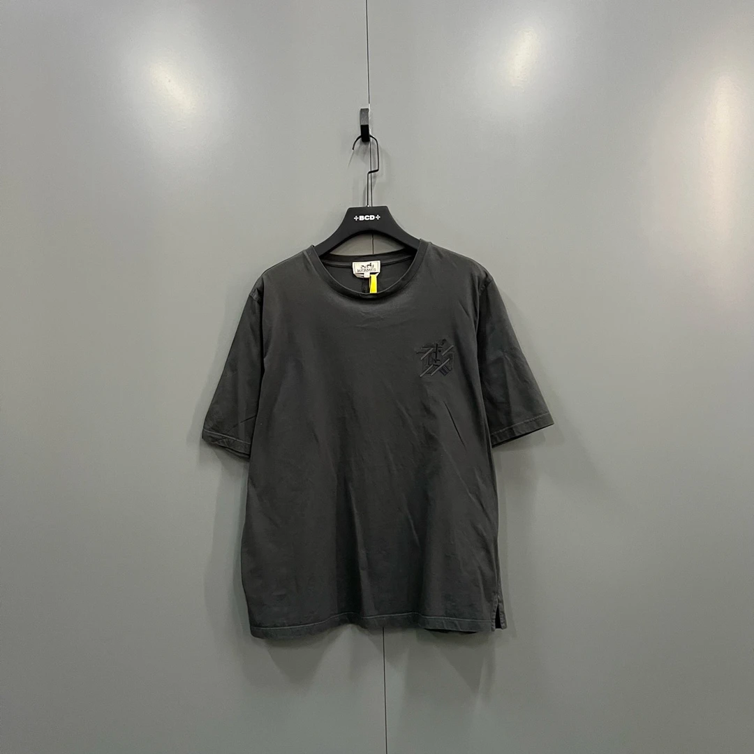 (ll) HERMES 爱马仕 黑灰拼皮logo圆领短袖 XXL码/98新/ki303838