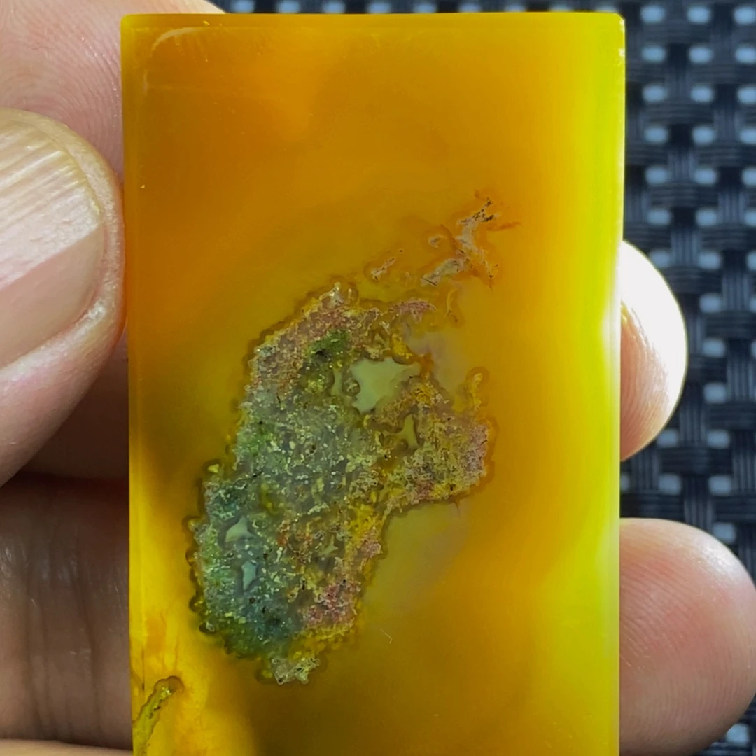 玛瑙/玉髓颈饰未镶嵌西**农