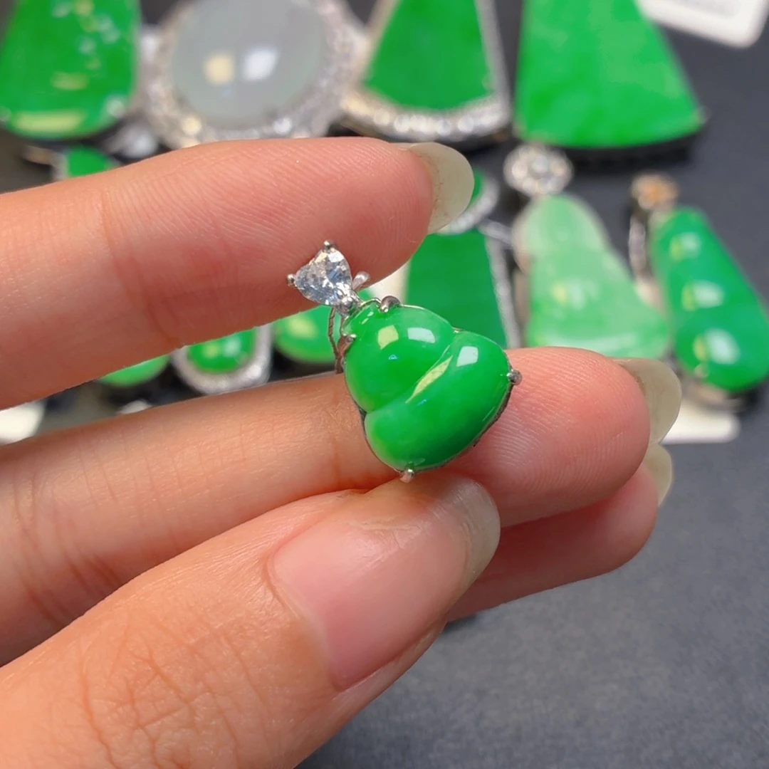 翡翠银S925镶嵌颈饰