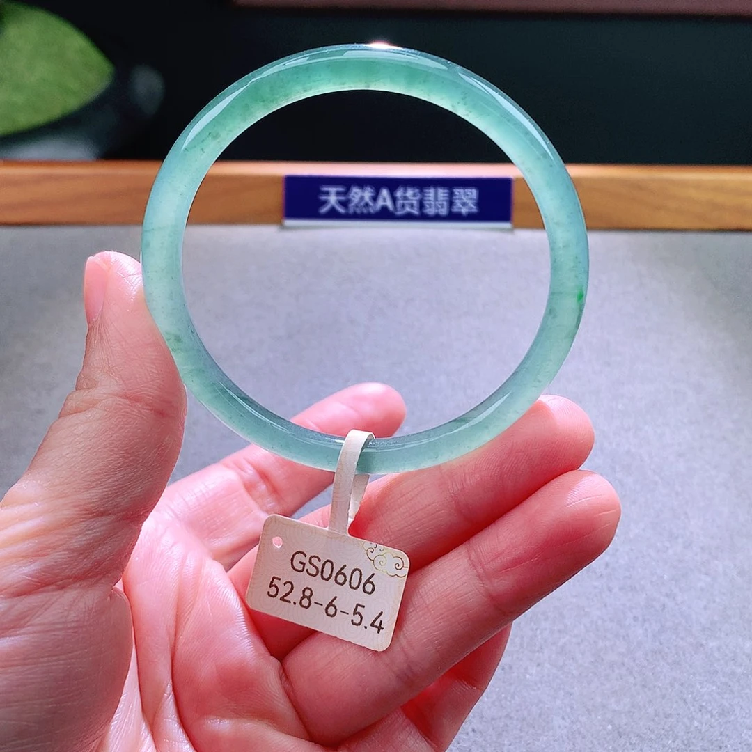 未镶嵌手镯翡翠天然翡翠手镯a货