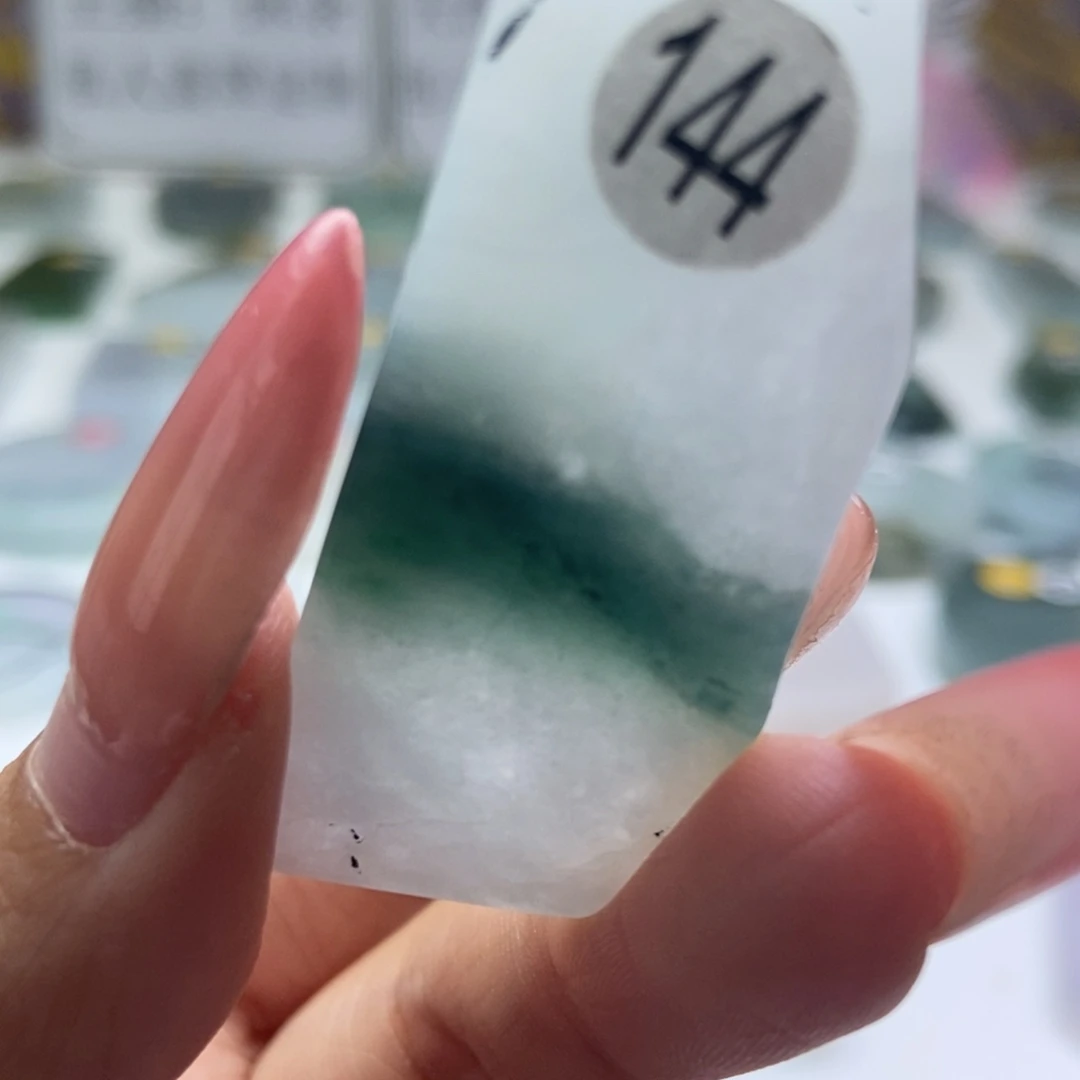 定制翡翠未镶嵌天然翡翠