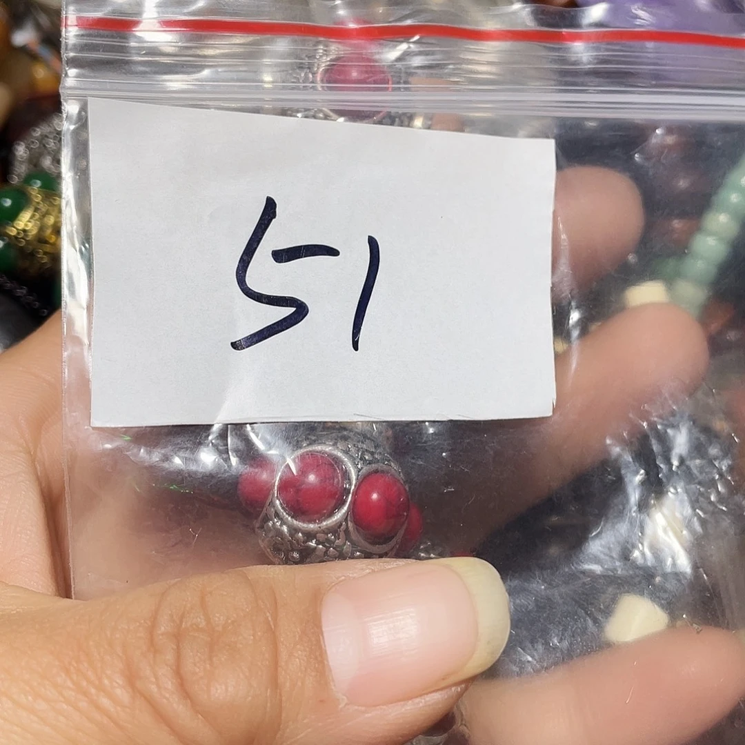 兜***米琉璃/树脂/塑料类优惠多多