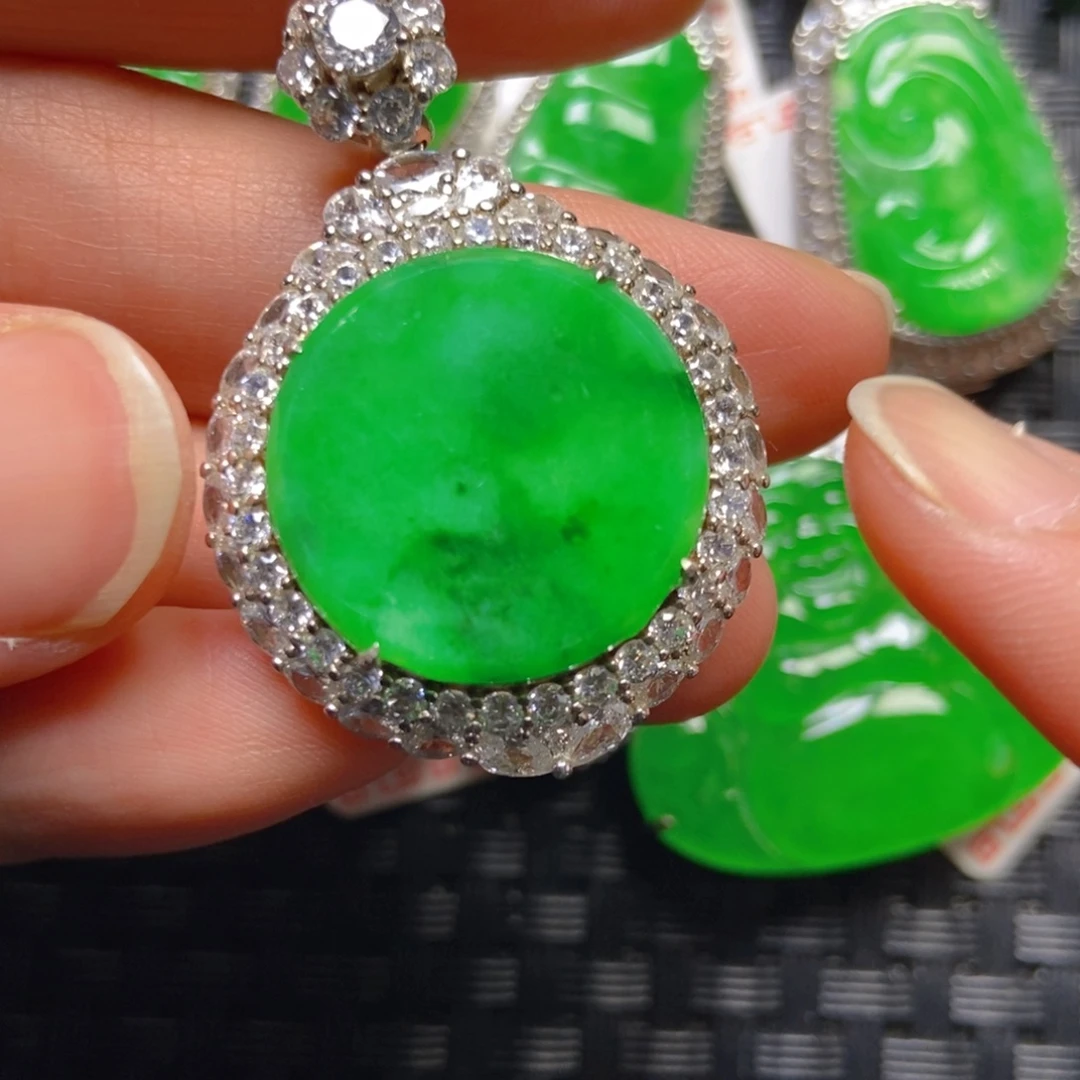 十***月翡翠银S925镶嵌颈饰圆牌吊坠