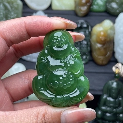 颈饰未镶嵌和田玉乌*