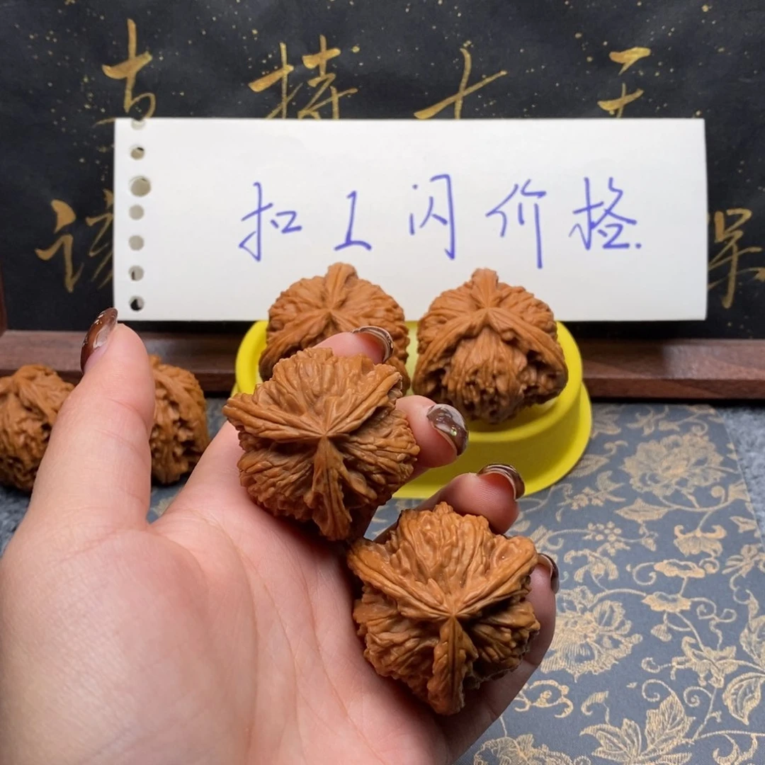 吊坠文玩核桃鑫*添白狮子