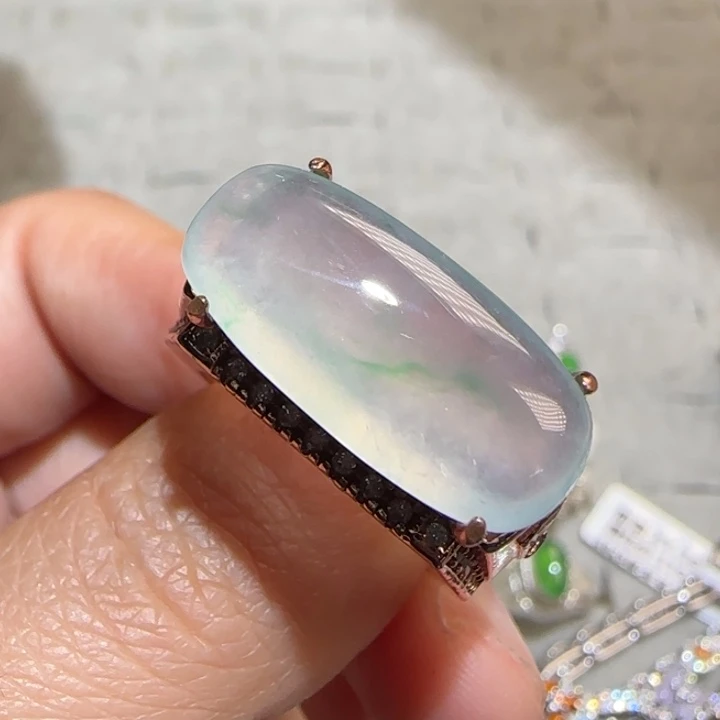 定制翡翠未镶嵌翡翠