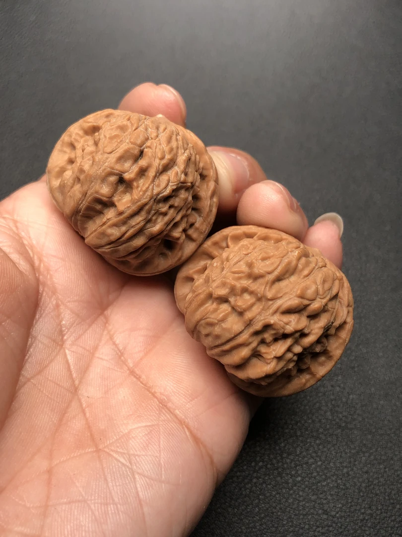 文玩核桃手把件无修磨盘异型狮子头一物一图W431-165号35/34/30mm