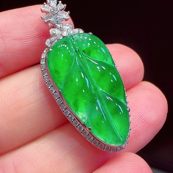 翡翠18K金镶嵌吊坠(不含链)吊坠