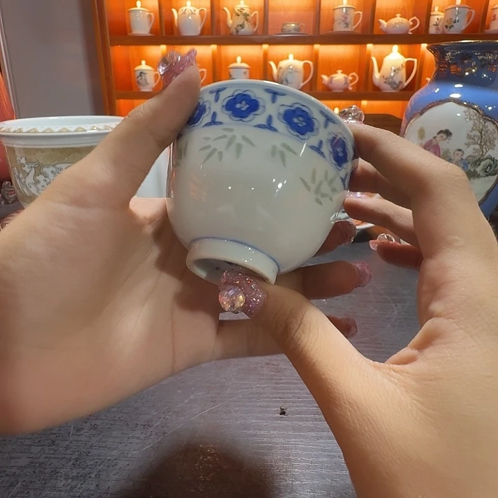 景德镇的陶瓷瓷器