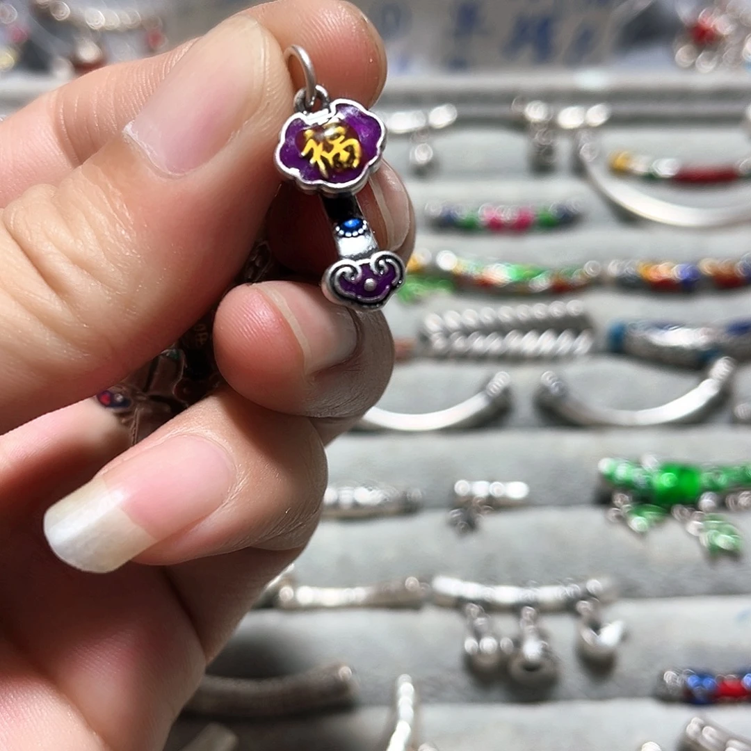 珐琅吊坠足银如意吊坠