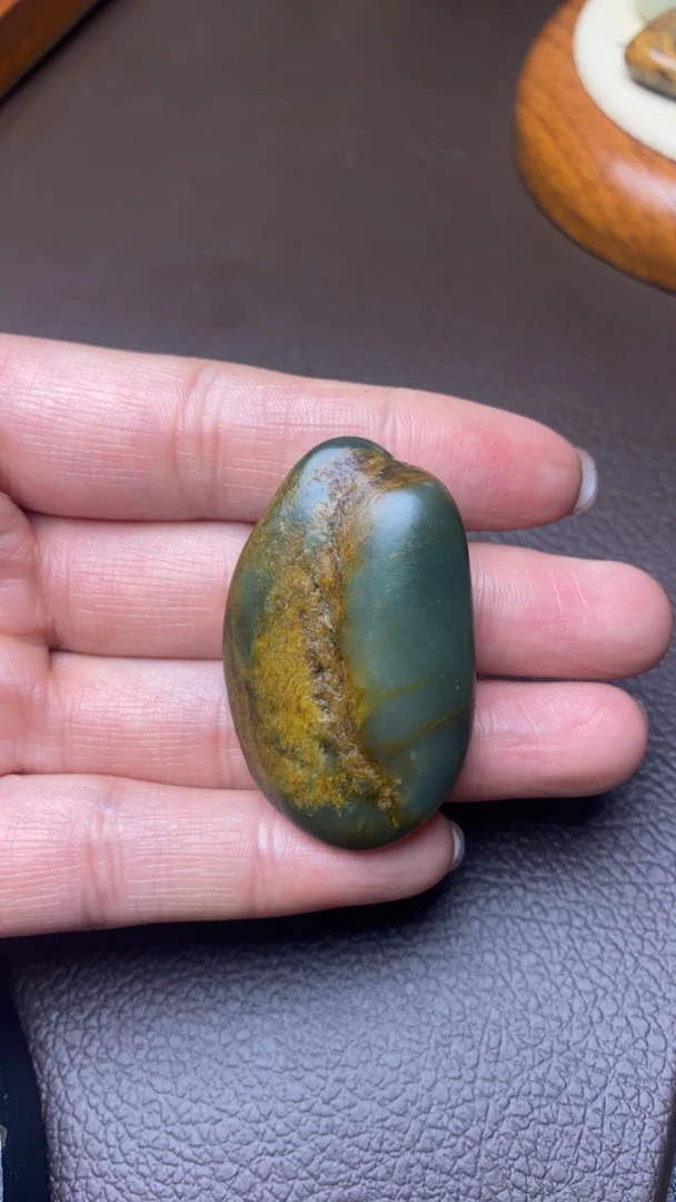 新疆和田玉吊坠2