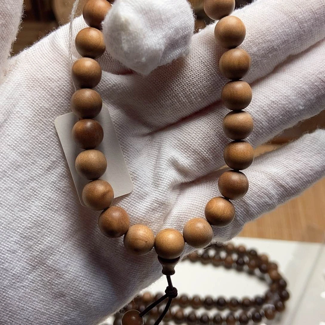 檀香木沉水，0.8，顺纹，奶香