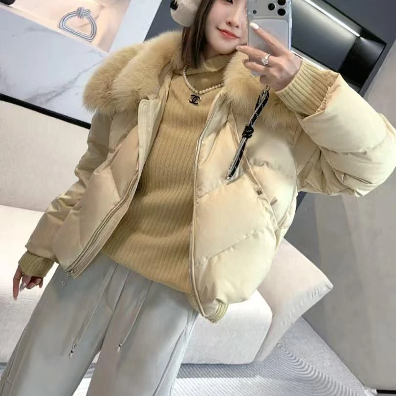 熙薇【漫雪迷踪】2025冬季新款百搭时尚狐狸毛领羽绒服外套H6314
