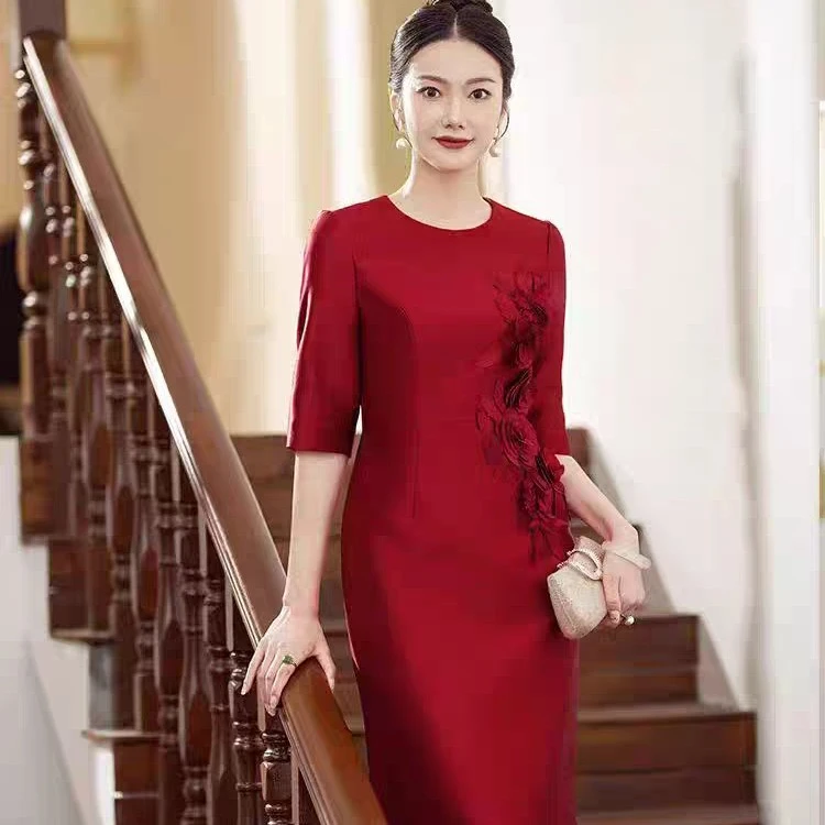 高端气质婚宴礼服婚礼妈妈喜婆婆喜服年轻高级感连衣裙