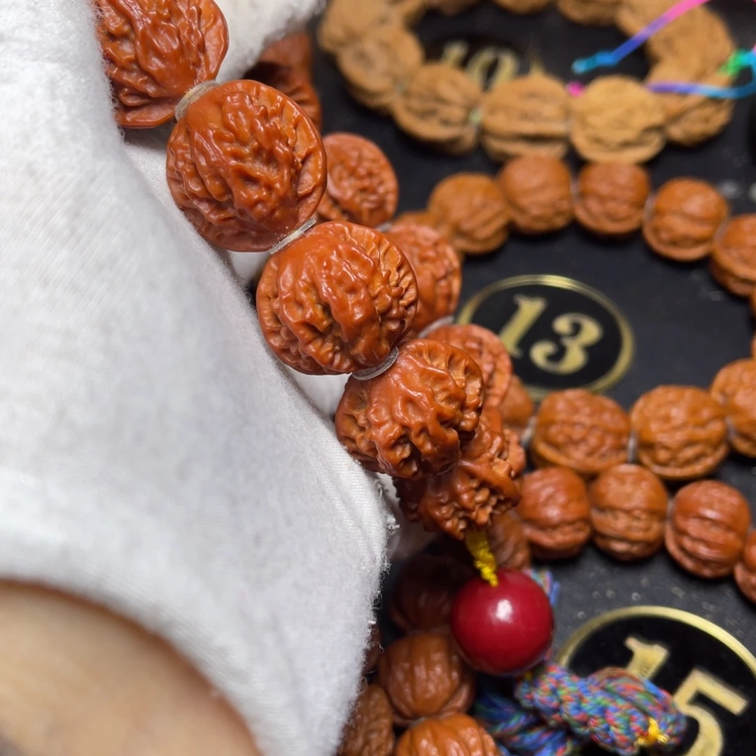 木质火焰纹手串红皮