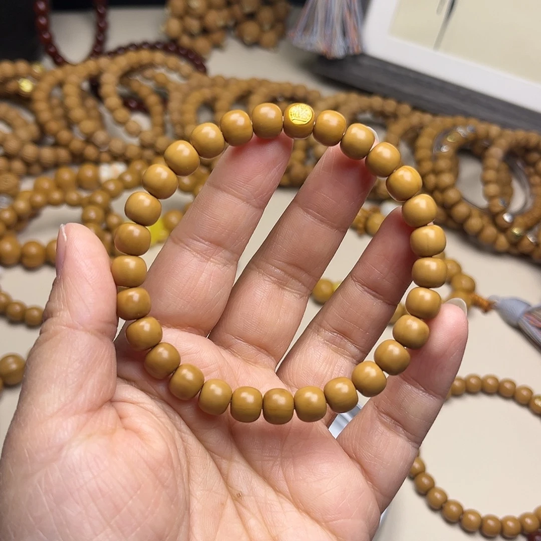 手串猴头核桃8.2左右