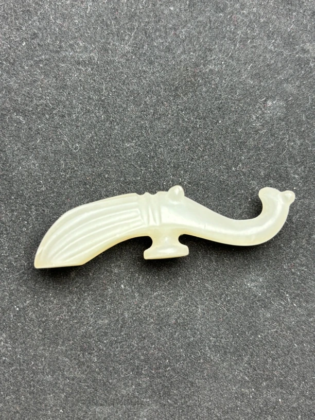 新号福利特价和田玉带勾