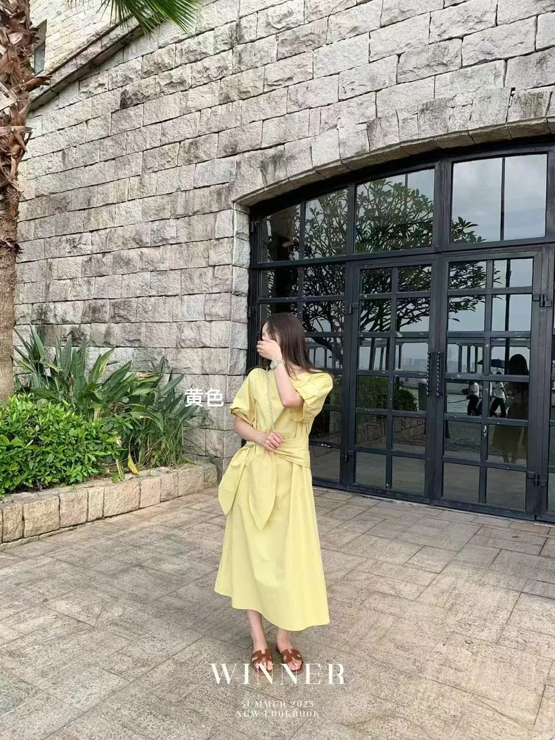 韩系温柔清新简约圆领宽松纯色连衣裙(配腰带)6925    裙长118