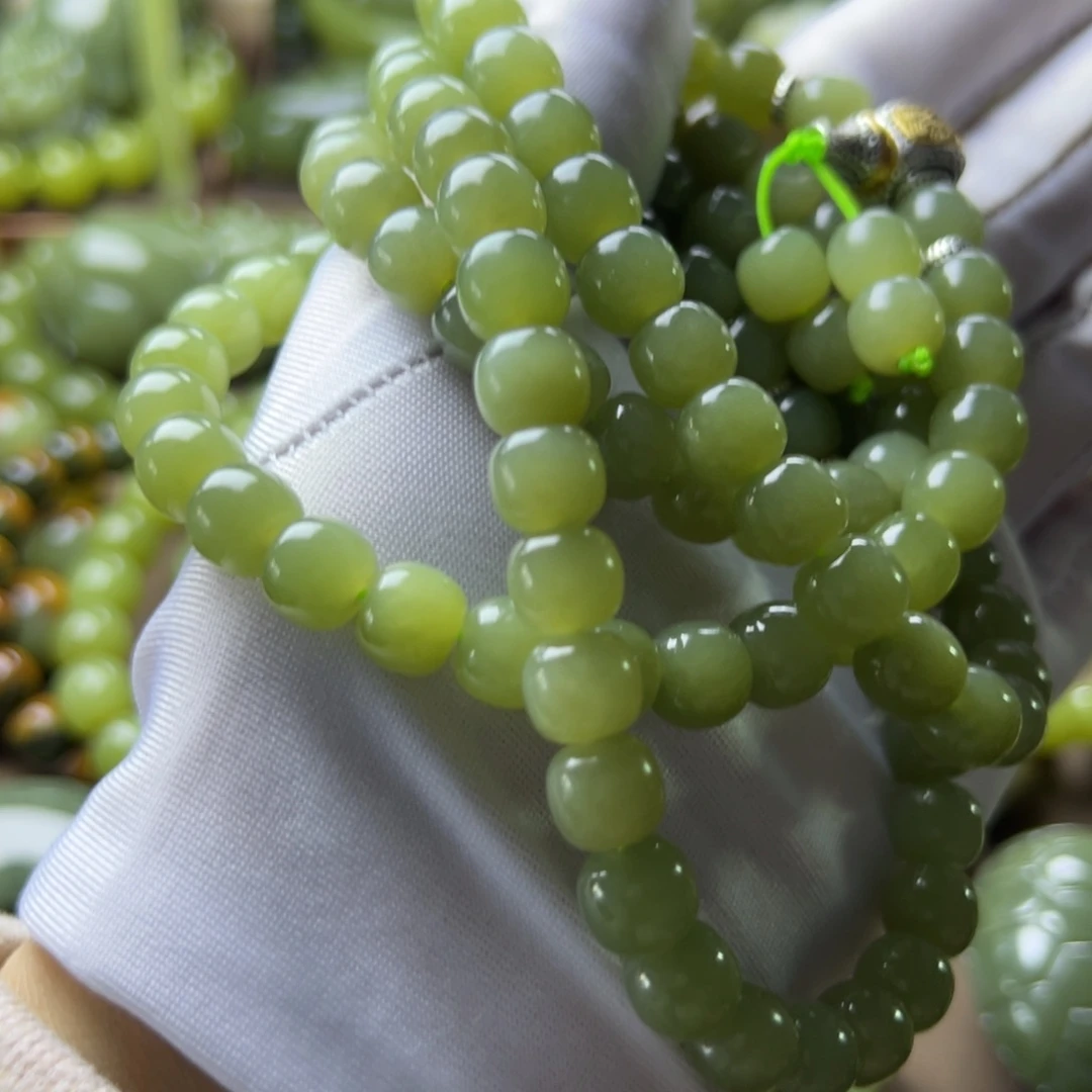 岫岩河磨玉（透闪石质玉）未镶嵌挂件