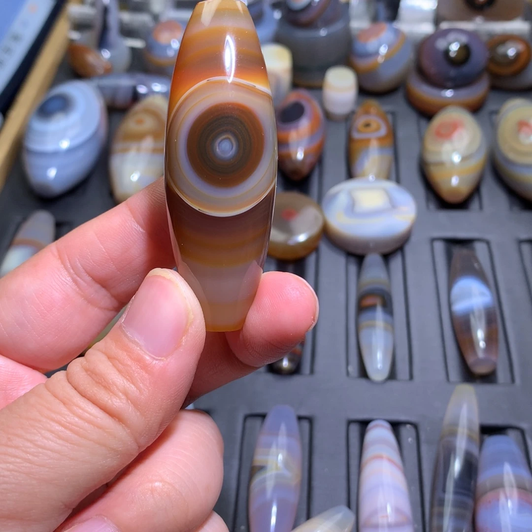 西***游玛瑙/玉髓未镶嵌颈饰