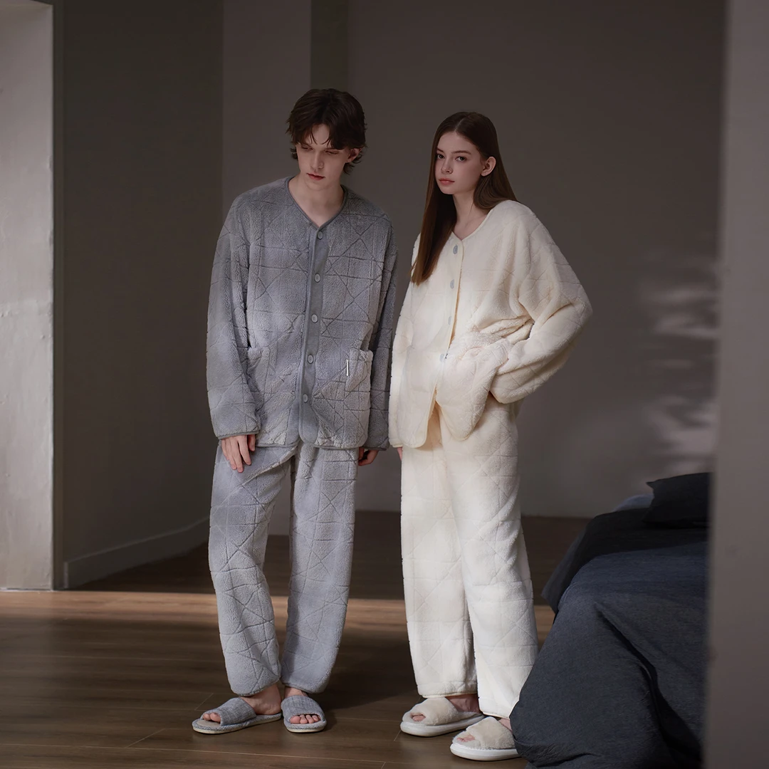 思莉太太情侣睡衣秋冬女款加厚加绒大码毛绒男士青年可外穿家居服