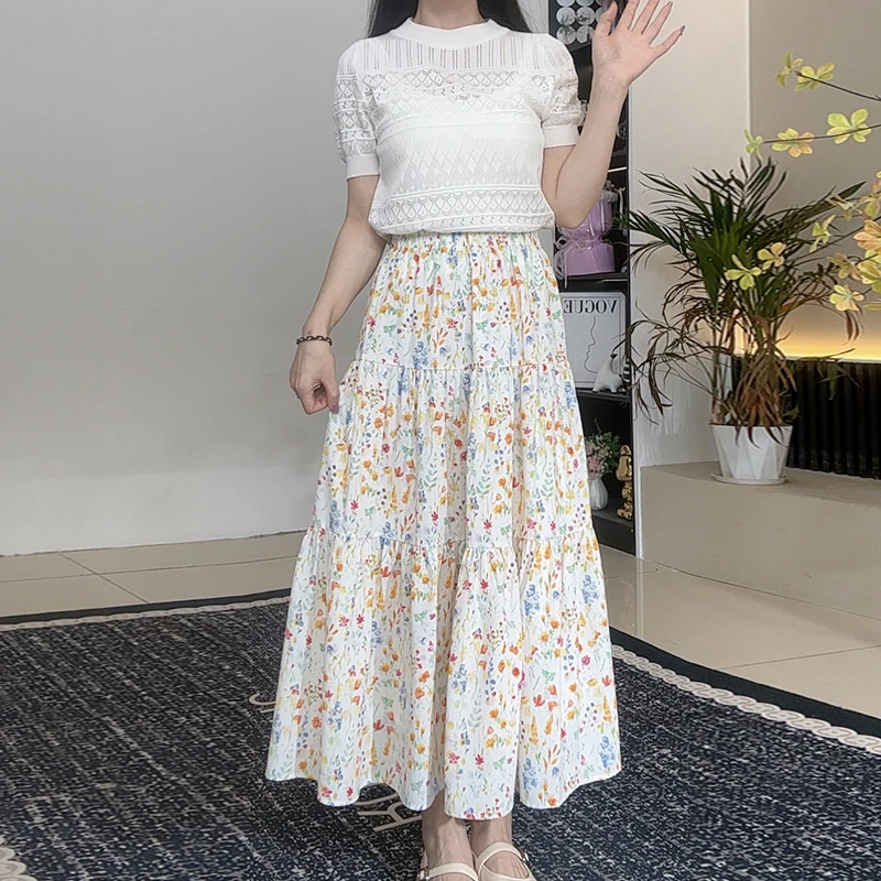 碎花高腰夏季法式女长女款广州套装女款爆款半身裙A字版半裙白色