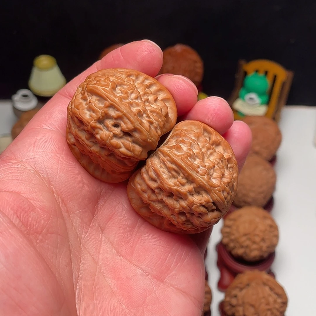 吊坠文玩核桃角白