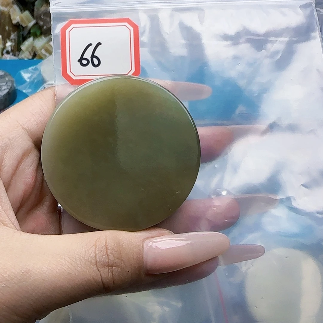 和田玉未镶嵌珠宝半成品