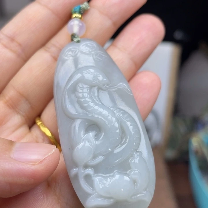 颈饰未镶嵌和田玉